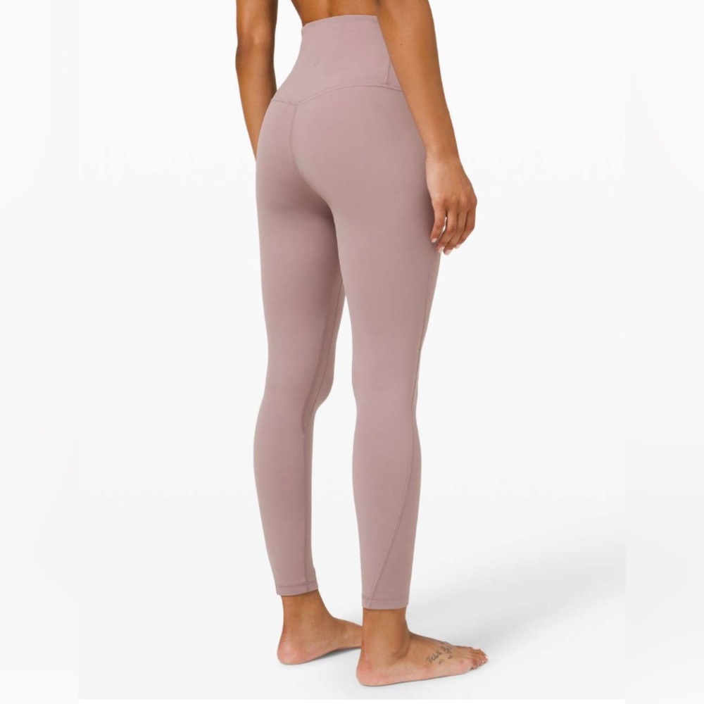 🩷 Lululemon Unlimit High-Rise Tight 25" - sz 4